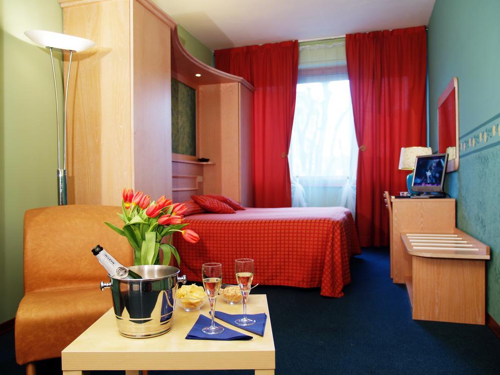 Hotel Meridiana Firenze Eksteriør billede