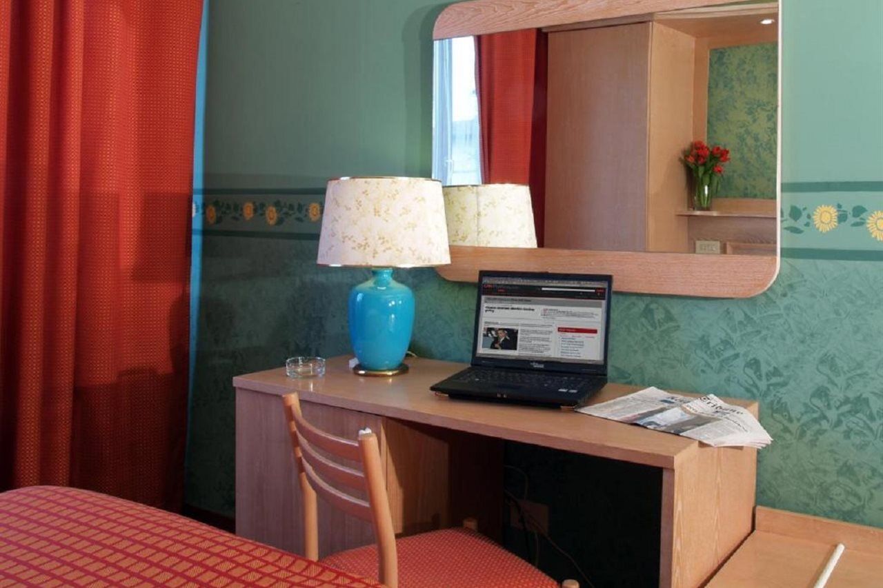 Hotel Meridiana Firenze Eksteriør billede